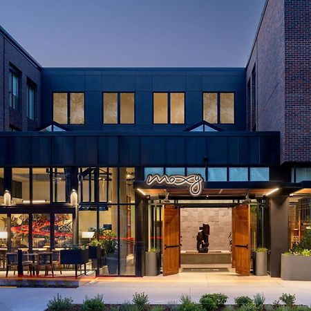 Moxy Boulder Hotel Exterior photo